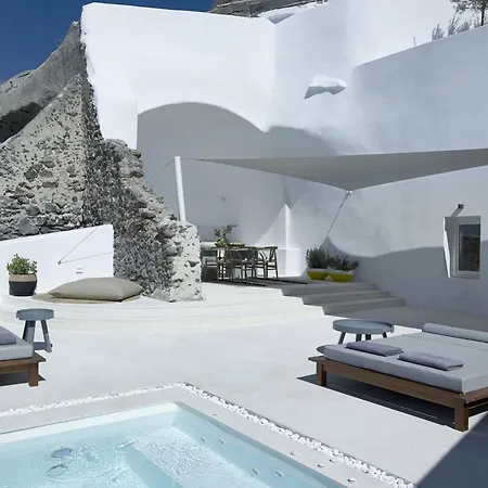 Firon-ias Santorini *