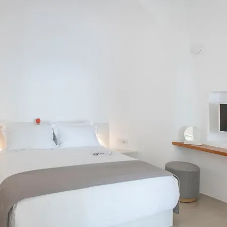 Firon-ias Santorini
