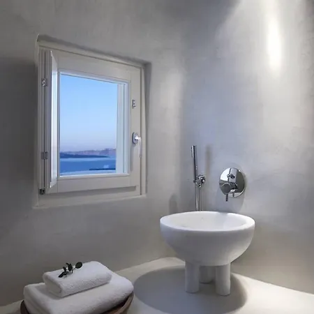 Firon-ias Santorini